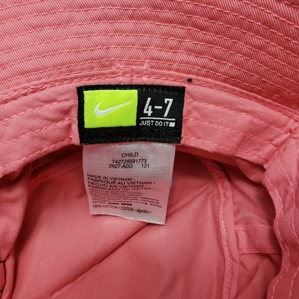 nike girls pink bucket hat size 4-7 years